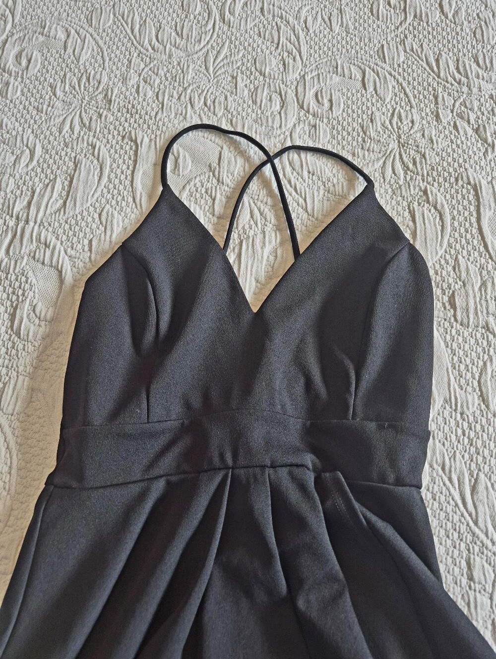Lovely Day women's Medium hi low strappy black dress no fade VGUC - Picture 2 of 6
